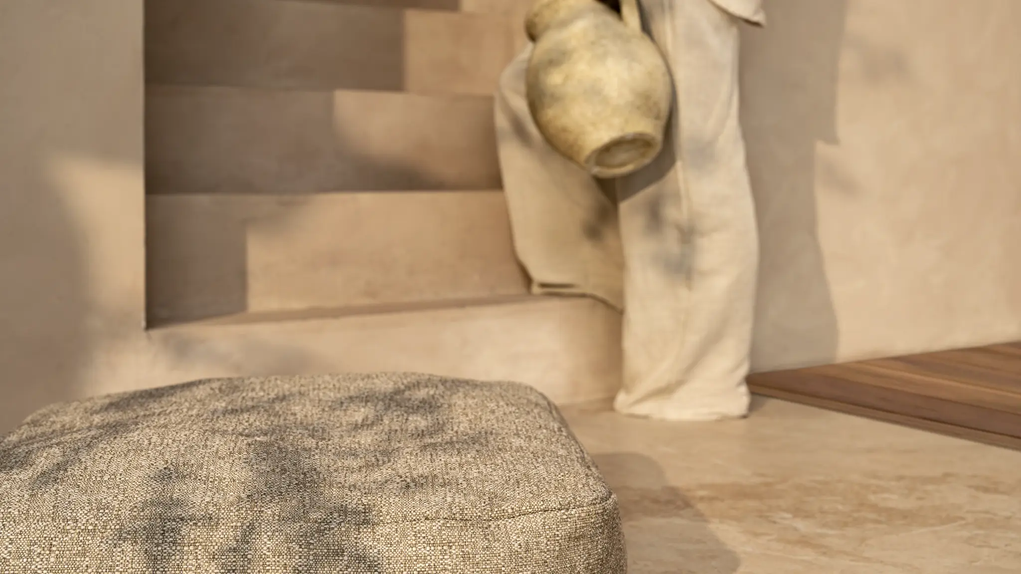 Laguna upholstery fabric by Vescom on upholstered furniture indoor-outdoor with natural woven look